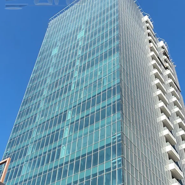 اجرای نمای کرتین وال در ساختمان اداری سیتی سنتر