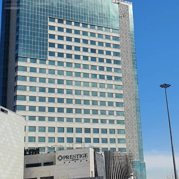 اجرای نمای کرتین وال در هتل پرستیژ سیتی سنتر (1)
